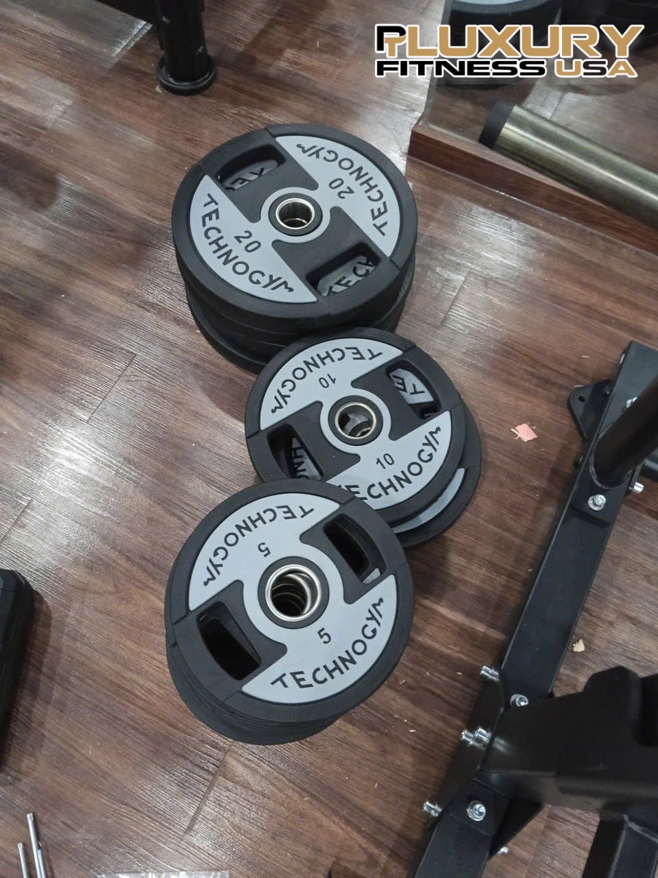 TẠ ĐĨA TECHNOGYM - Ảnh 2