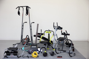 các máy tập bụng ở phòng gym