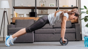 bài tập bụng sử dụng con lăn cho nữ