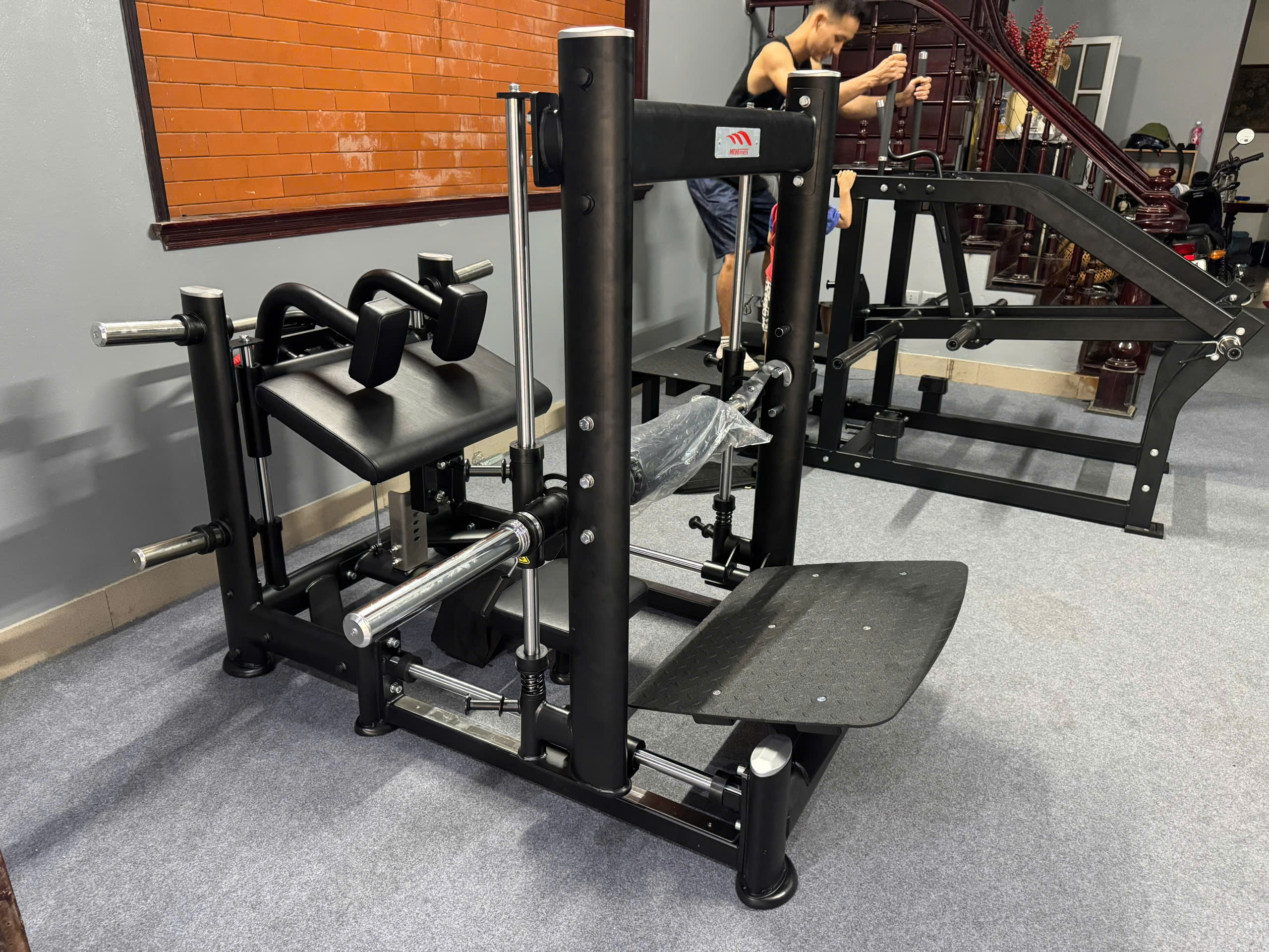 Khai trương phòng gym khi chưa nghiệm thu và chạy thử thiết bị
