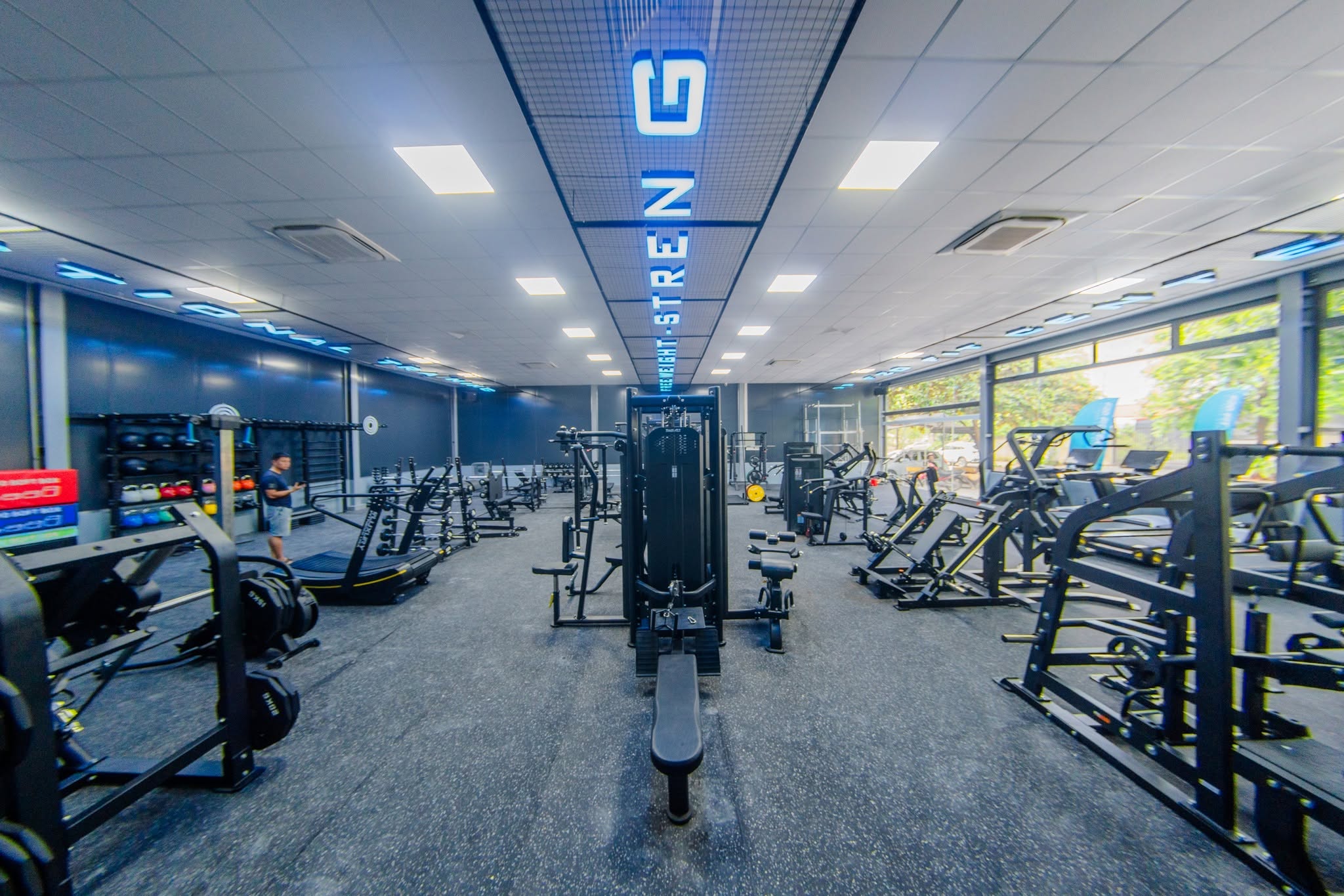 Lắp điều hòa theo diện tích nhưng không tính lượng người tập thực tế
